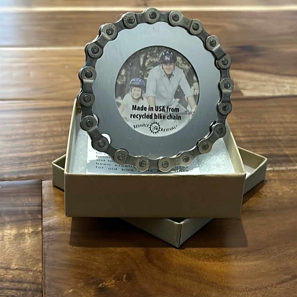 NEW BICYCLE Gear Frame Novelty Gift Birthday Favors Cycling Bikes Cyclist